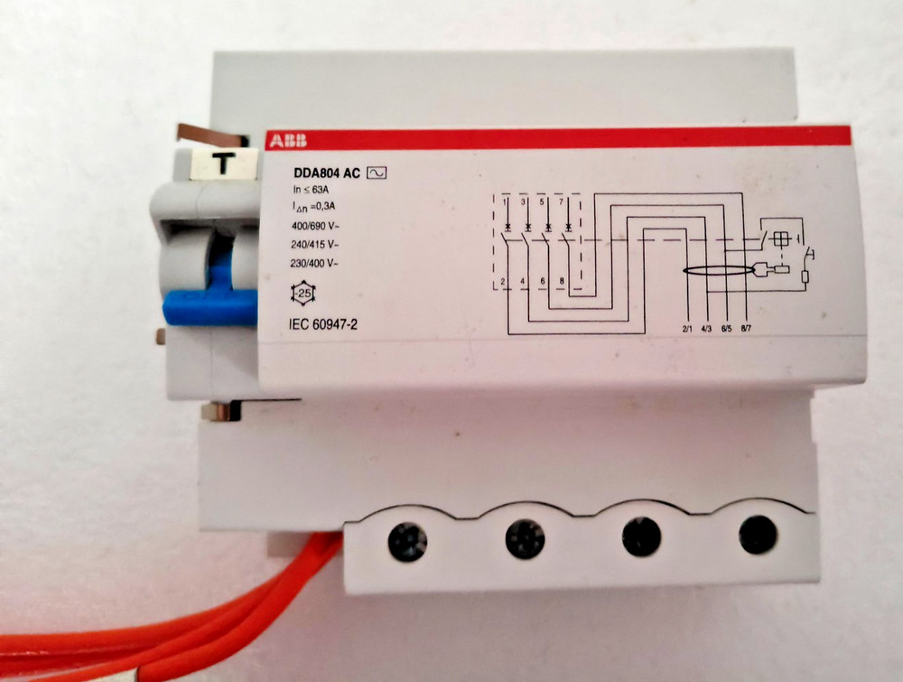 ABB DDA804 DDA804AC-63/0.3 2CSB804001R3630 OVER CURRENT PROTECTION *NEW*