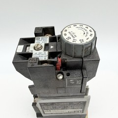 Square D 8501 XO00 Type X Control Relay w/ XTD2 Time Delay Attachment 120V