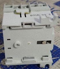 Allen Bradley Control Relay 700DC-MB310* 300V~10A