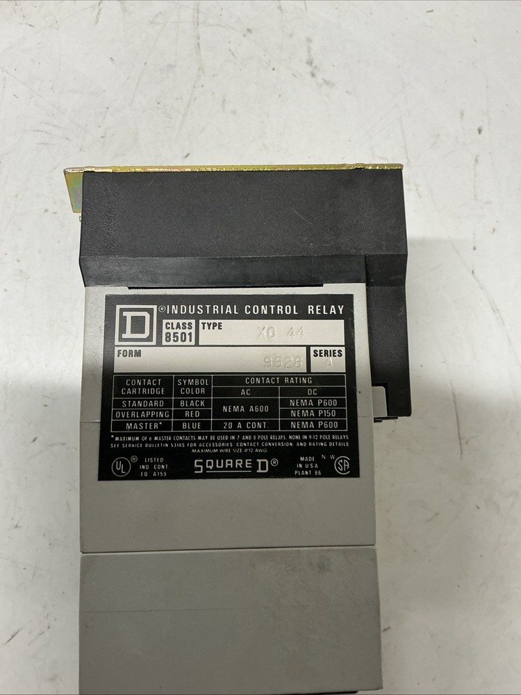 Square D 8501 XO44 Industrial Control Relay Series A. AA-378