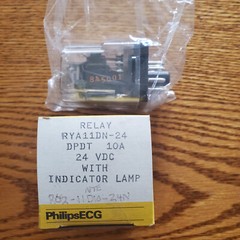 PHILIPS EGC RYA11DN-24 DPDT 10A-WITH INICATOR LAMP NEW IN FACTORY BOX-LOT O` 3