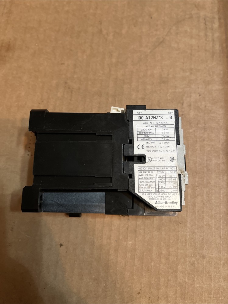 Allen Bradley 100-A12NZ*3 Starter 24 VDC Coil 12 Amp 100A12 100-A12NZ3