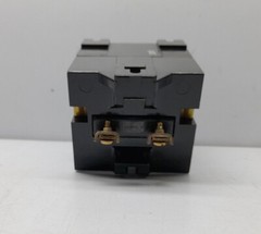 Gould ITE Control Relay J20M Magnet Block For 300V And 600V Control Relay