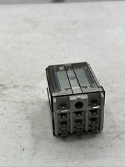 Lot Of 2 Allen Bradley 700-HB33Z24 Series D Square Base Relay See Pics