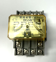IDEC POWER RELAY RH4B-U DC24V 4 POLES RH SERIES 10A W/ SOCKET SH4B-05 10A 300V