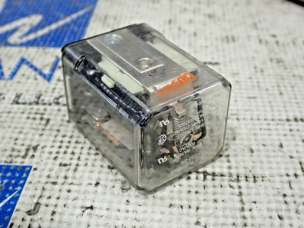 Potter Brumfield KUP-14D35-24 24VDC 11 Pin Cube Relay Lot of 2