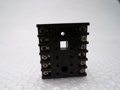 INDUSTRIAL SPARE SD12 RELAY BASE (AS PICTURED) UNMP