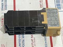 ALLEN-BRADLEY 700-P1200A1 SER B RELAY W/ 12-REVERSIBLE CONTACTS 120VAC COIL