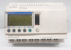 SR2 B201FU SCHNEIDER SMART RELAY 100-240VAC {