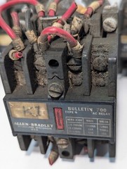 Lot of 7 Allen-Bradley 700-N400A1 Control Relays as pictured