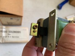 One (1) General Electric 9500A104A2A Industrial Solenoid 115V Coil, NOS