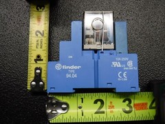 Finder Type 94.04 Socket / Finder 55.34.9.024.0040 Relay / 9902.9024.99 EMC