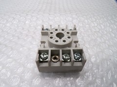 DAYTON 5X852N RELAY BASE (AS PICTURED) UNMP