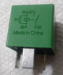 GM 84129871 Vacuum pump relay