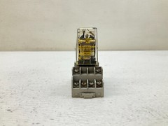 Square D 8501 RS14P14V20 120 V Coil Relay Ser. B w/ Base 8501 NR45 (TSC)