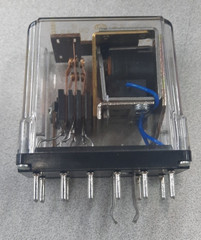 MSD INC 219XBXP-120VAC Relay, 10A Locking Clip Plug-in Relay NIB/NOS