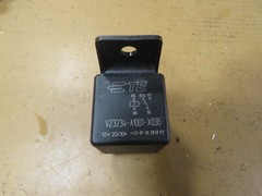 Tyco Relay SPDT 20/30A 12v 5-Pin V23234-A1001-X036
