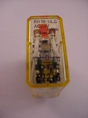 Idec RH1B-ULC AC24V Relay NEW Ships on Same Day of the Purchase