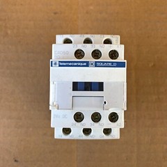 TELEMECANIQUE CAD50BD CONTROL RELAY CAD50-BD