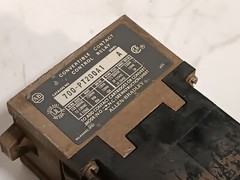 Allen Bradley 700PT200A1 Convertible Contact Control Relay & Pneumatic Delay
