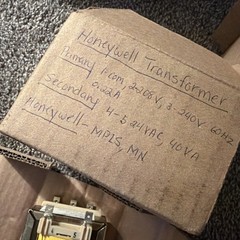 Honeywell AT140B1024; Transformer 1-COM 2-208V, 3-240V, 60Hz, 0.22A