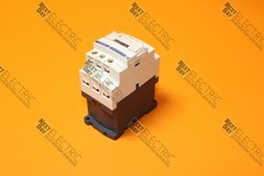 Telemecanique, CAD32BD, 20481, Control Relay Contactor 24v Starter Square D