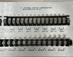 ABB DPU2000R DISTRIBUTION PROTECTION SYSTEM RELAY CONTROL SURPLUS UN-USED