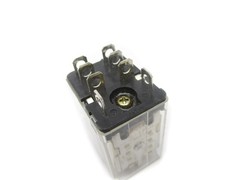 ALLEN BRADLEY 700-HF32A1 SER. A 120VAC 10A (BK/YL) NSMP