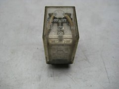 ALLEN BRADLEY 700-HF32A1 RELAY UNMP