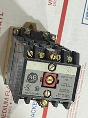 ALLEN-BRADLEY 700-P1200A1 SER B RELAY W/ 12-REVERSIBLE CONTACTS 120VAC COIL