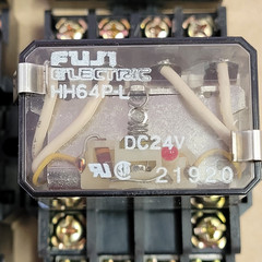 FUJI ELECTRIC HH64P-L RELAY WITH SOCKET TP614X2 10A 250V, LOT OF 4 | ITEM A