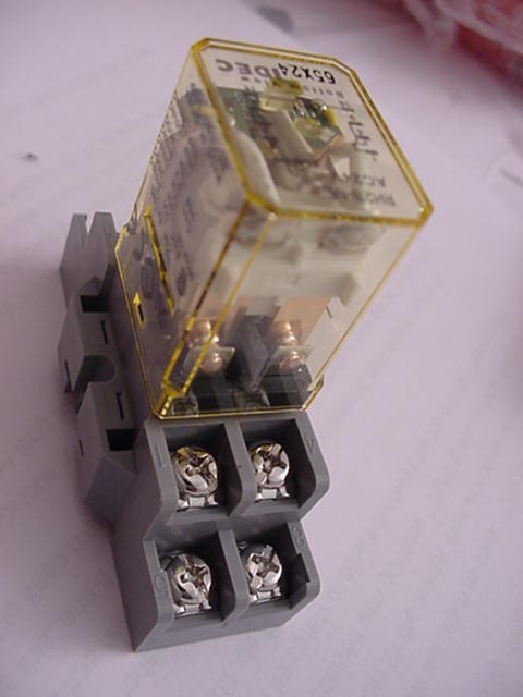 Idec RH2B-UL AC24V Relay NEW With Base Ships on Same Day of the Purchase