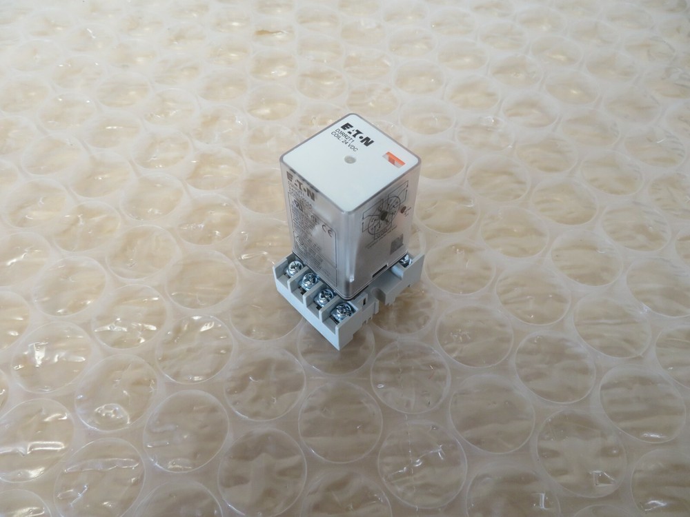 Eaton D3RR2T1 Relay Coil 24 VDC with D3PA2 Base (19058)