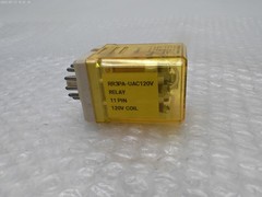 IDEC RR3PA-U RELAY 120V UNMP