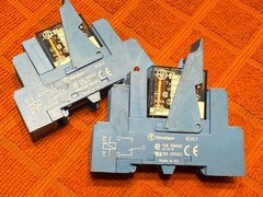 (1) Finder 95.83.1 Din Rail Relay Base with 40.31S Relay w/Red Indicator light