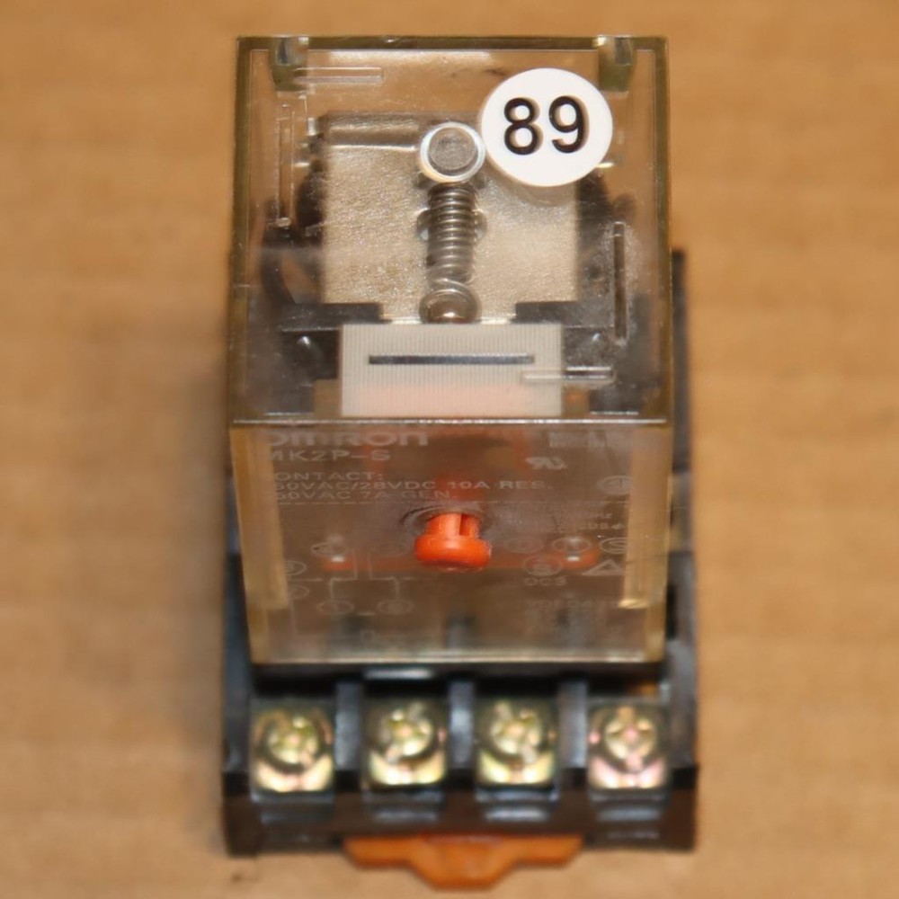 One OMRON MK2P-S Cube Relay w/Base Socket