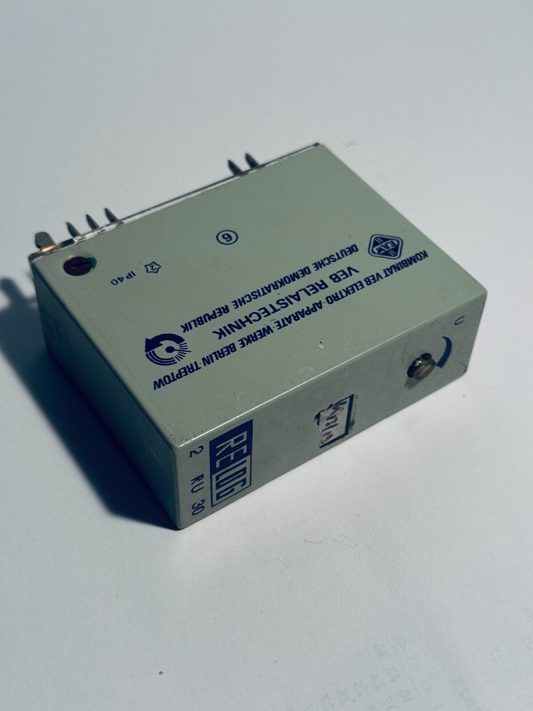 DDR EAW RELOG Relay Module 2RU30 220V 50Hz 0.4-0.8 UN TGL 26047 #ZH02