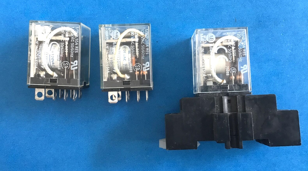 Allen Bradley 700-HF32A1 Line Relay 120VAC 50/60Hz Standard Contacts Lot of 3 +