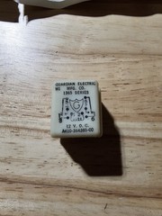 Lot of 2 Guardian Electric 1365 Series Relay A410-364385-00 12VDC Plug-In Relays