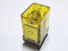 HC4E-H-DC48V NAIS Plug-in Power Relay 48VDC 4PDT 2A 250VAC 14-Pin Amber Sealed