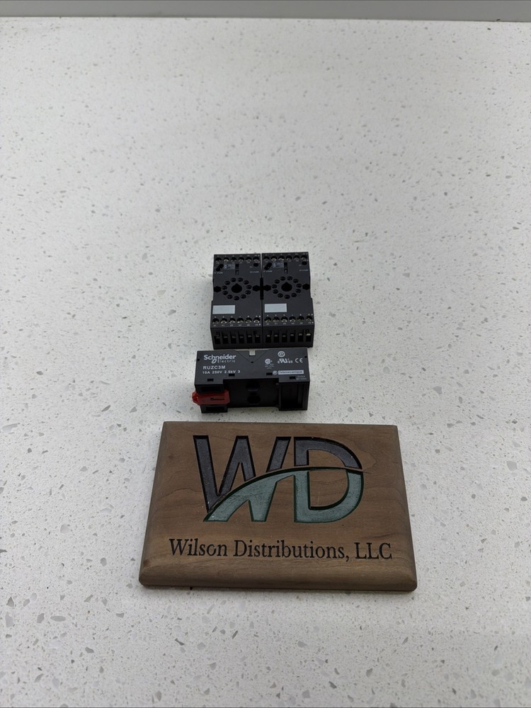 RUZC3M SCHNEIDER Socket for RUMC3 Relays Brand New (Lot Of 3)