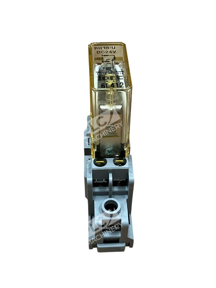 IDEC DC24V 10A 300V SH1B-05C Base W/ Relay RH1B-U