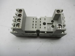 SCHNEIDER ELECTRIC 70-782E14-1 RELAY BASE NSNP
