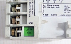 ALLEN BRADLEY 700DC-MB310 SERIES A CONTROL RELAY 10A 300V 24VDC