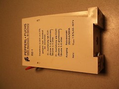 PepperL Fuchs RE-1 Isolation Switch Amplifier Relay 00356 *FREE SHIPPING*