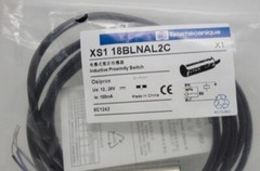 1PC XS118BLNAL2C Telemecanique proximity switch New #YY0
