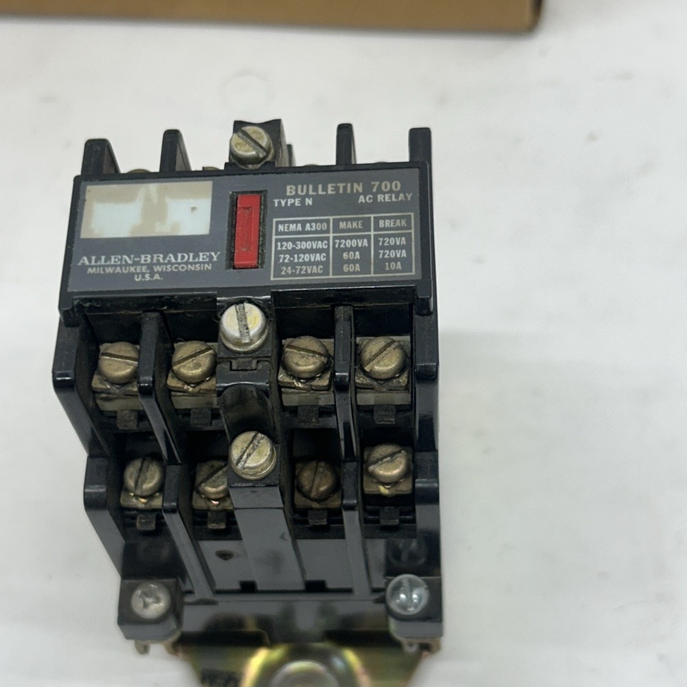 Allen-Bradley Bulletin 700, Type N, 700-N800A1, AC Control Relay