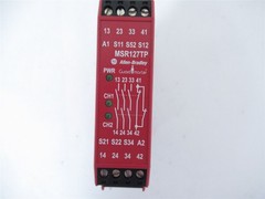 247841 New-No Box; Allen-Bradley 440R-N23132 Safety Relay 24 V AC/DC