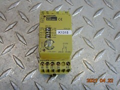 COMAT AM3 AC220-240V TIME DELAY RELAY