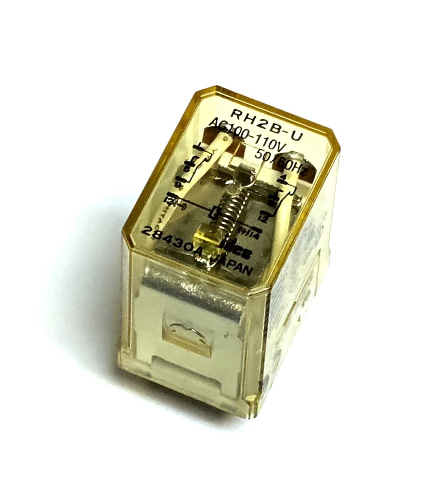 IDEC RH2B-U-AC100-110V, Power Relay, 10Amp, 240VAC/30VDC, 8 Blade